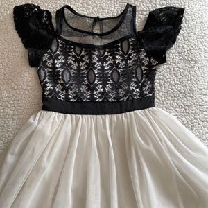 My Michelle Girls Crochet Tulle Dress Sz 8